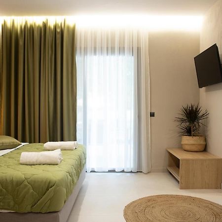 פראליה פנטליימונוס Olympus Suites מראה חיצוני תמונה