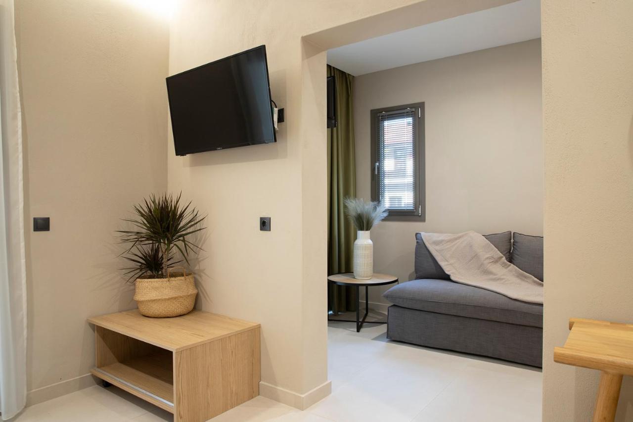 פראליה פנטליימונוס Olympus Suites מראה חיצוני תמונה